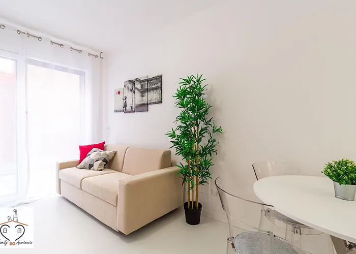 Familybo Mascarella * بولونيا